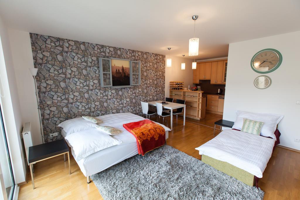 Angel Apartment *